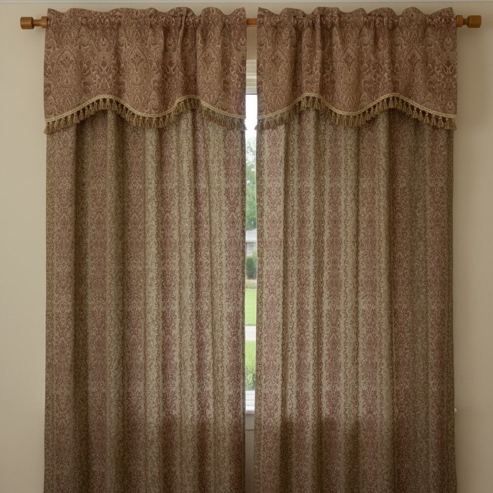 Heavy Damask Style Light Blocking Curtains